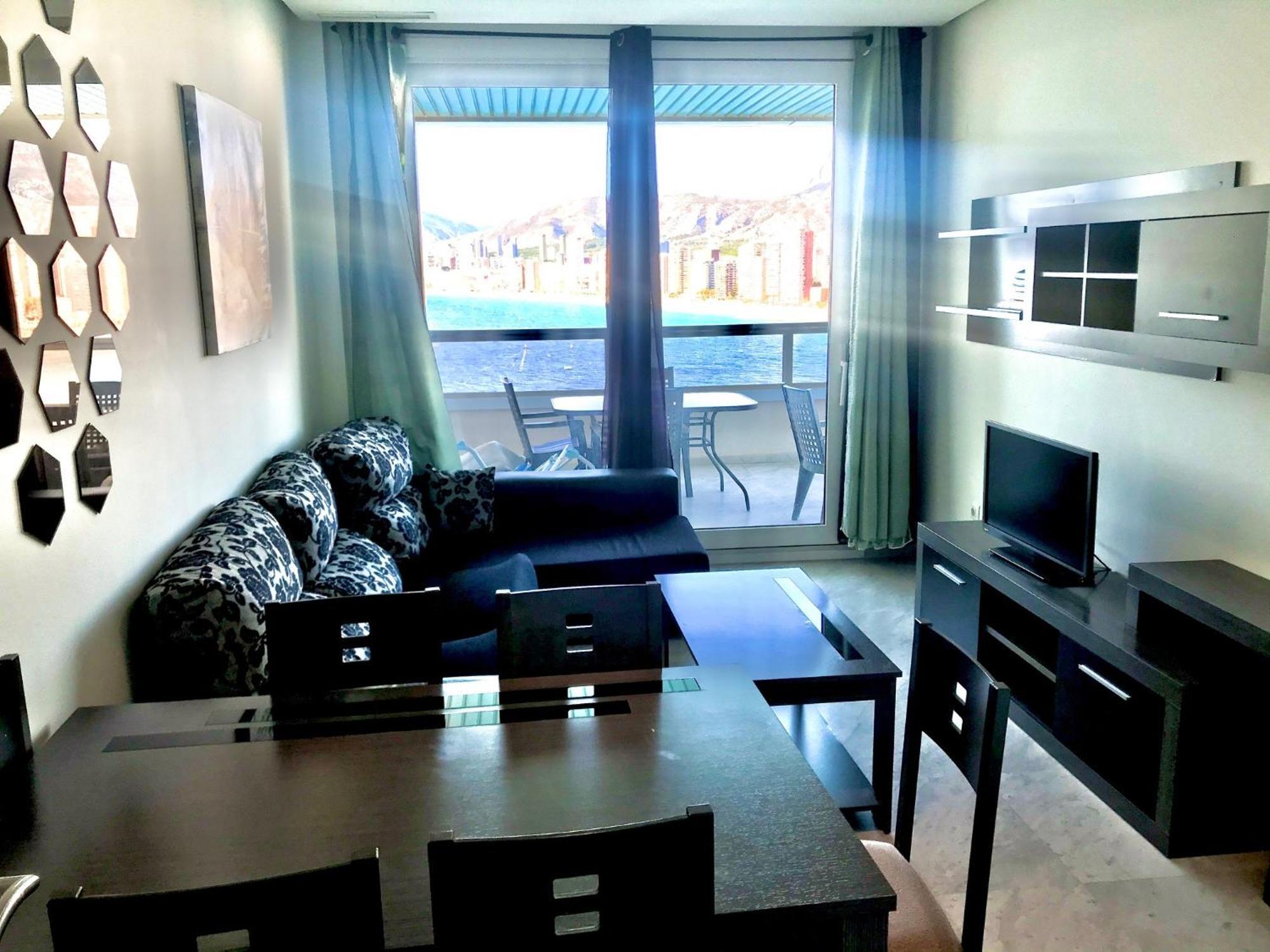Gemelos 28 Blueline Benidorm Room photo